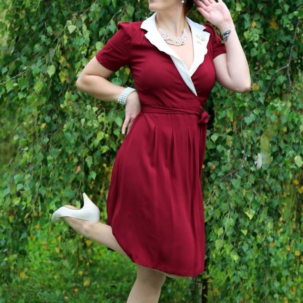 Red Puff Sleeve Wrap Midi Dress for Weddings - Picture 6 of 6